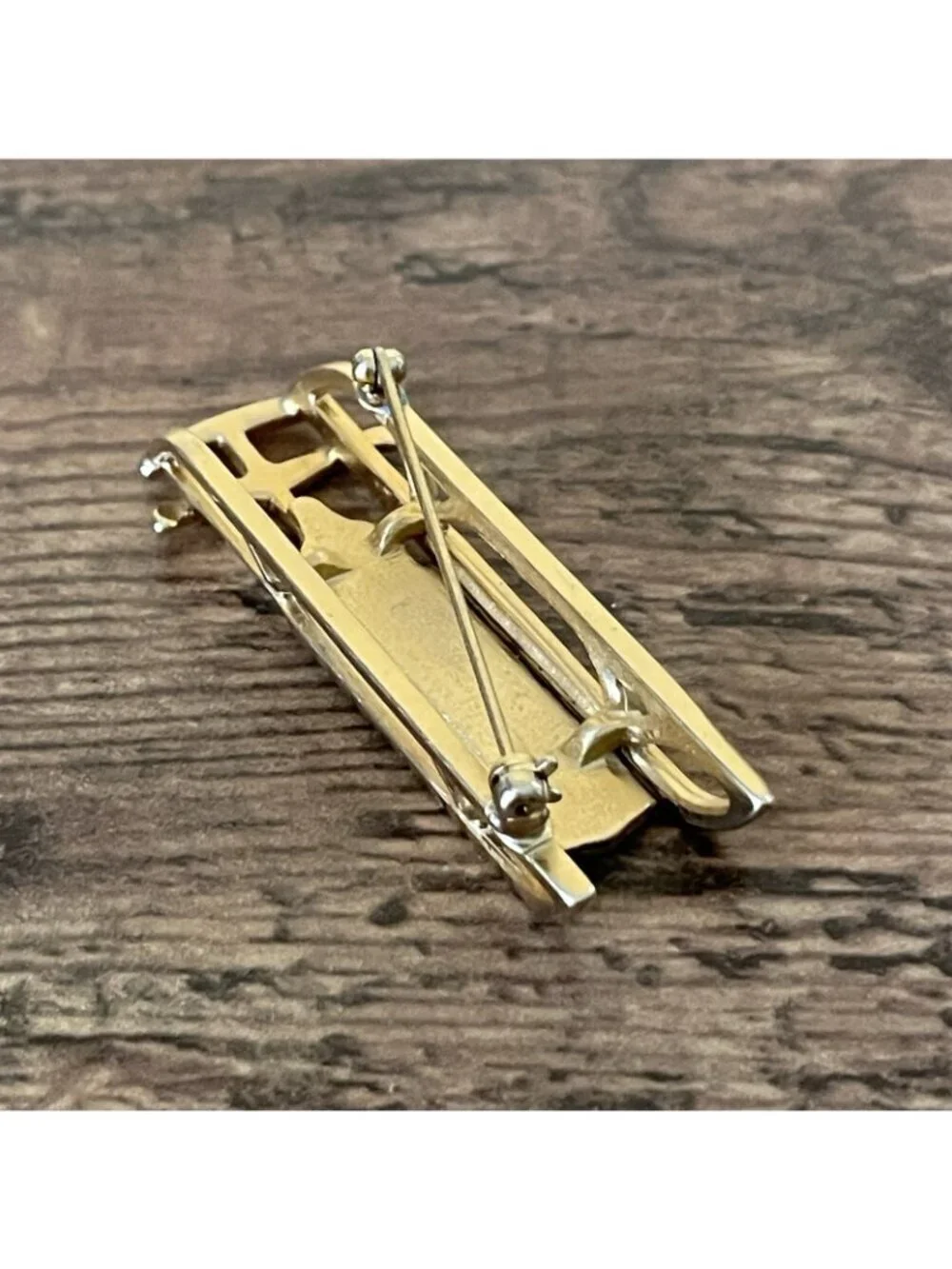 Vintage Winter Sled Brooch Gold Tone Novelty 2